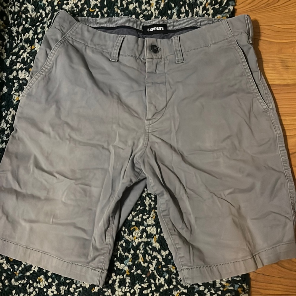Grey shorts